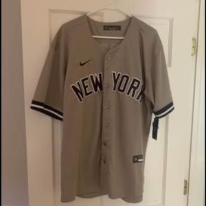 Gleyber Torres NYY Nike Jersey. Tags still on